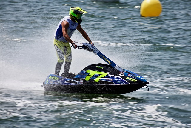 默特萨克：15岁时的伤病让我成长，青少年要做好基本功练习