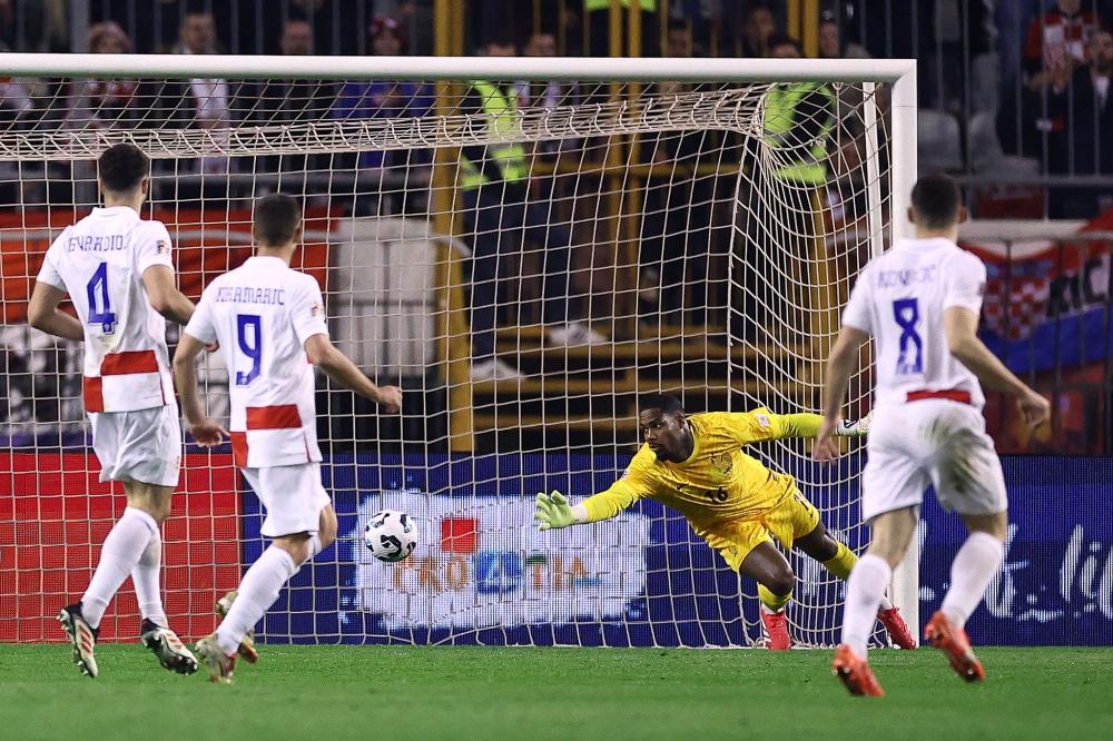 射並非一個 射並非一個